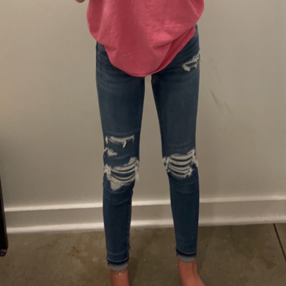 Dark washed low waisted American eagle skinny jeans size 0r - Picture 1 of 1